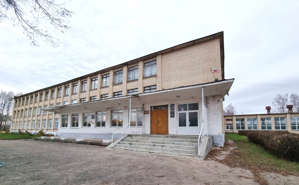 Крапивенская средняя  школа № 24 имени Д.А. Зайцева